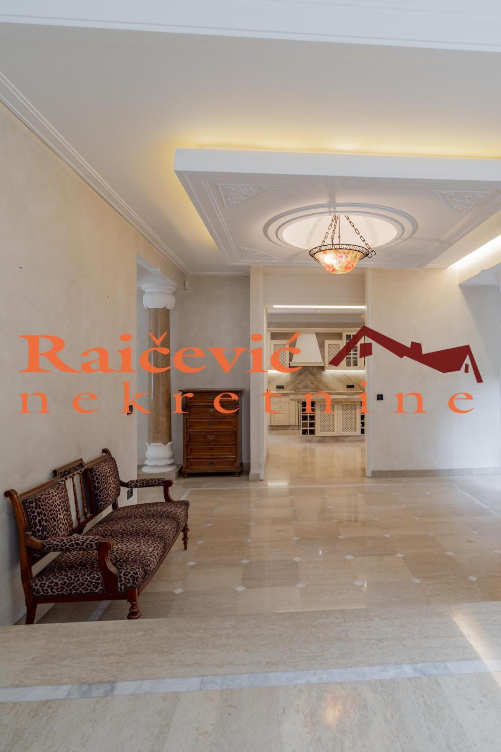 Slika 11 - Banjickih zrtava,  Kuća na prodaju, 593m2, 3.400.000€