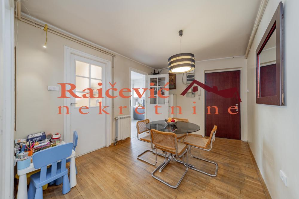 Slika 10 - Hadzi Djerina, Dvosoban stan na prodaju, 73m2, 310.000€