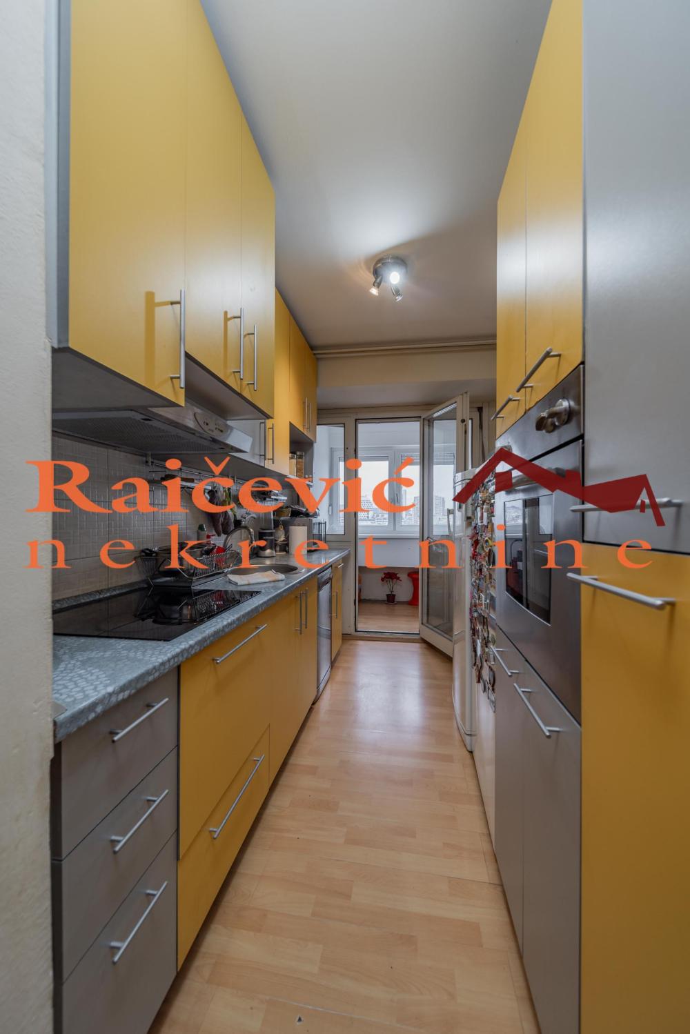 Slika 8 - Bulevar despota Stefana, Trosoban stan na prodaju, 87m2, 275.000€