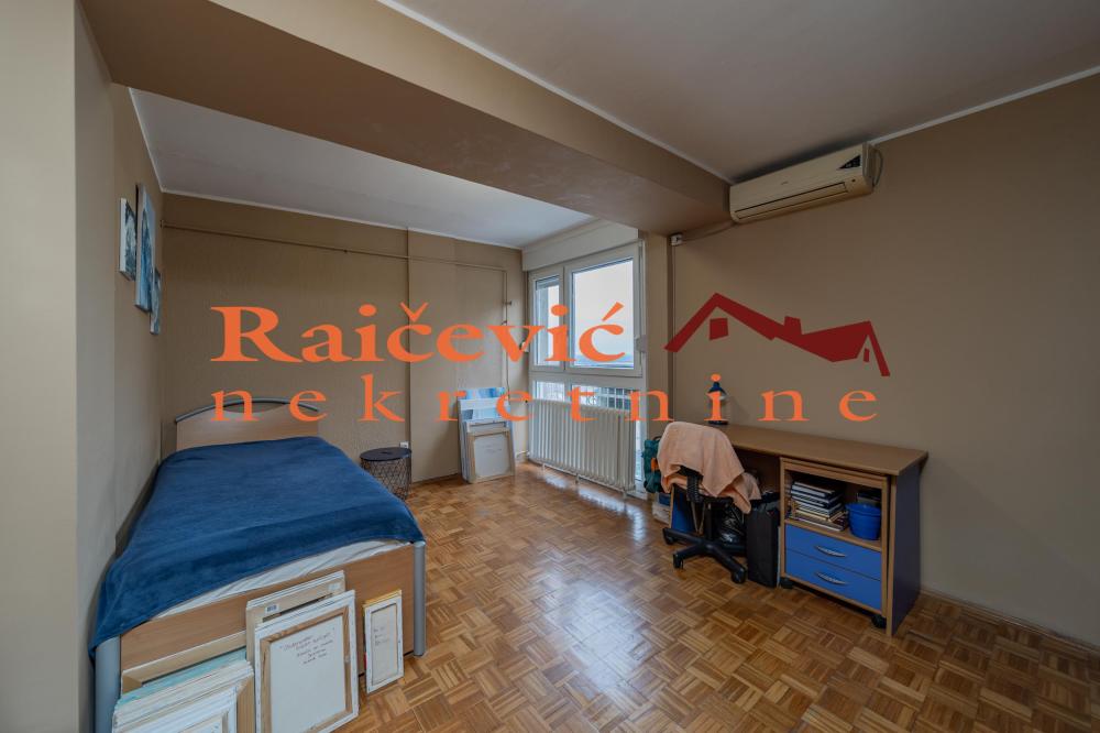 Slika 11 - Bulevar despota Stefana, Trosoban stan na prodaju, 87m2, 275.000€