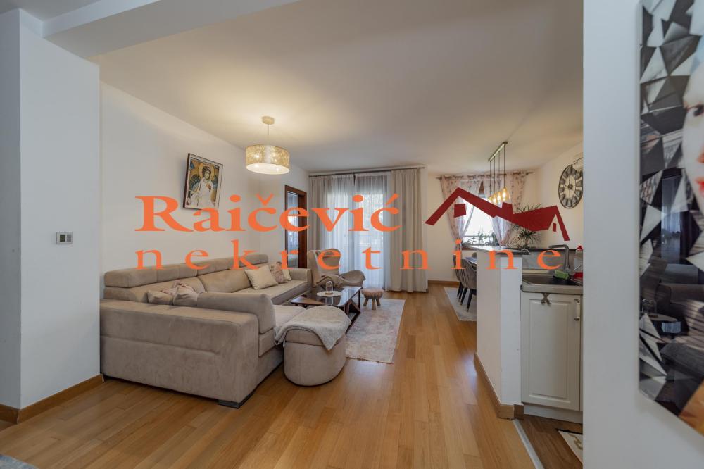 Slika 1 - Vojislava Ilica, Troiposoban stan na prodaju, 87m2, 389.000€