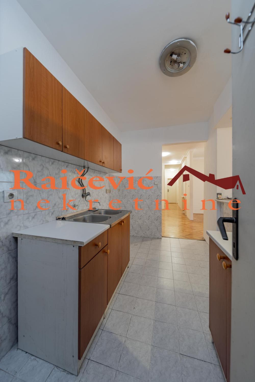 Slika 9 - Bore Vukmirovica, Trosoban stan na prodaju, 101m2, 270.000€