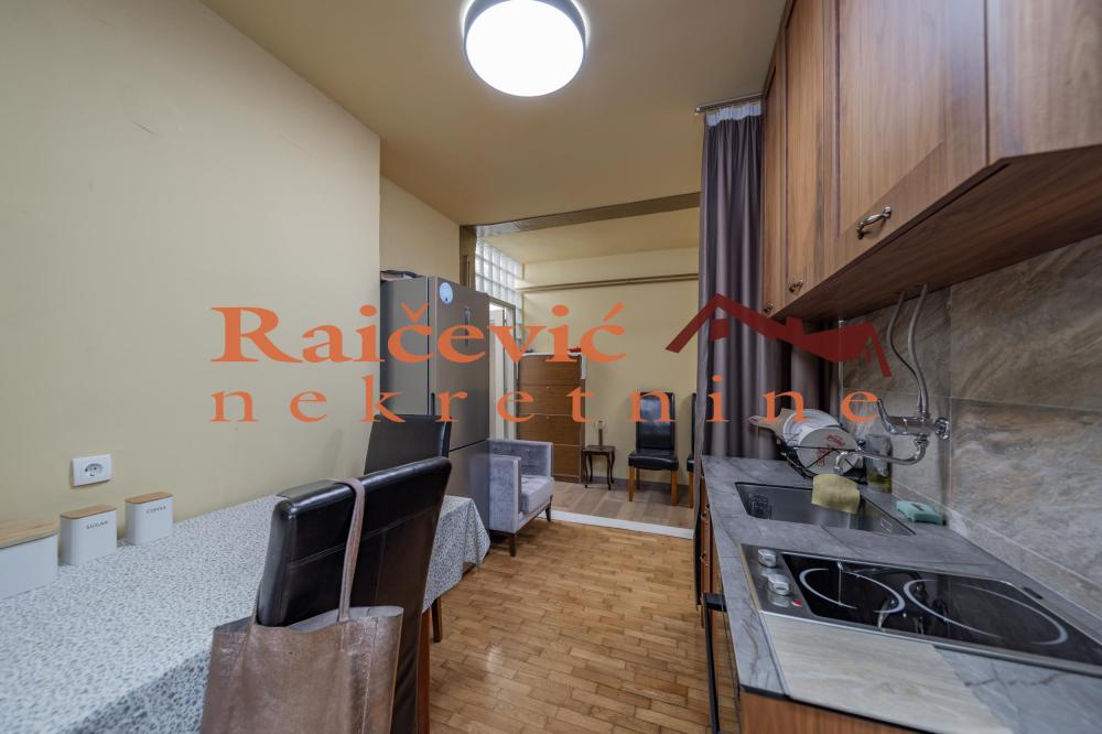 Slika 8 - Cingrijina, Četvorosoban stan na prodaju, 104m2, 348.000€