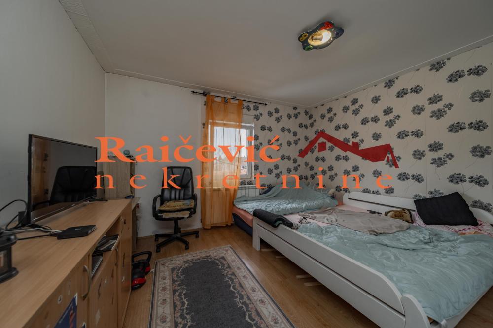 Slika 9 - Omladinsko setaliste, Trosoban stan na prodaju, 115m2, 175.000€