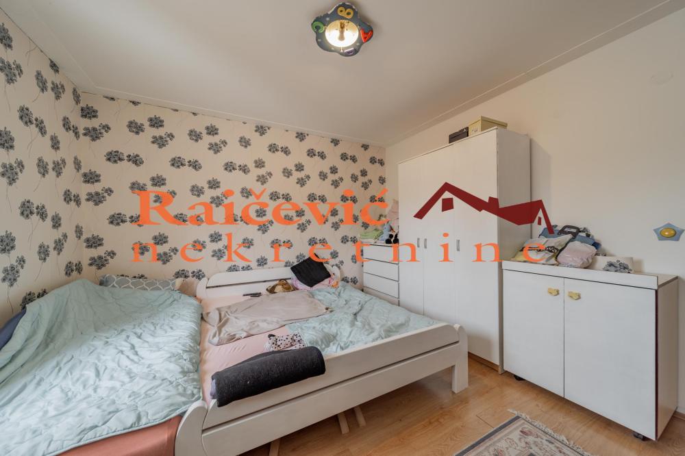 Slika 10 - Omladinsko setaliste, Trosoban stan na prodaju, 115m2, 175.000€