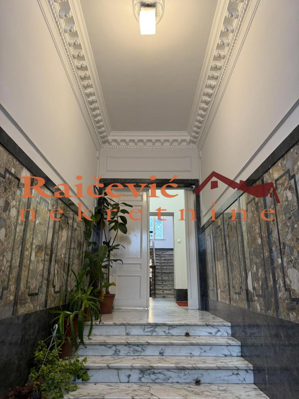 Slika 2 - Vojvode Bogdana, Četvorosoban stan na prodaju, 135m2, 519.000€