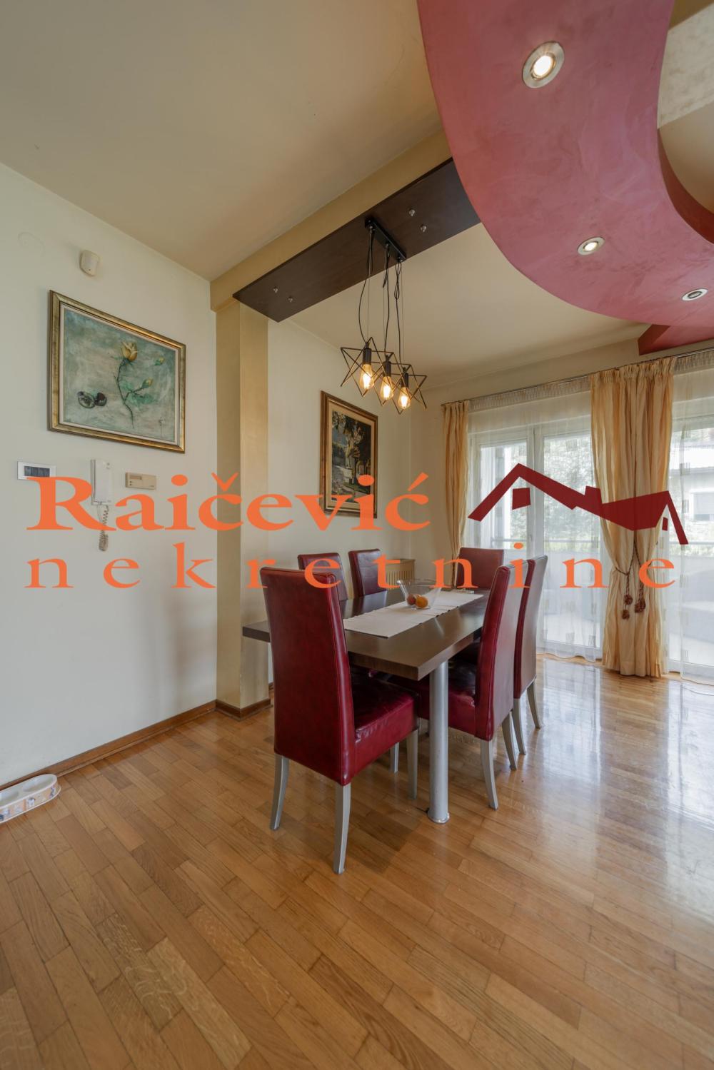 Slika 2 - Aleksandra Tirnanica Tirketa, Četvorosoban stan na prodaju, 142m2, 380.000€