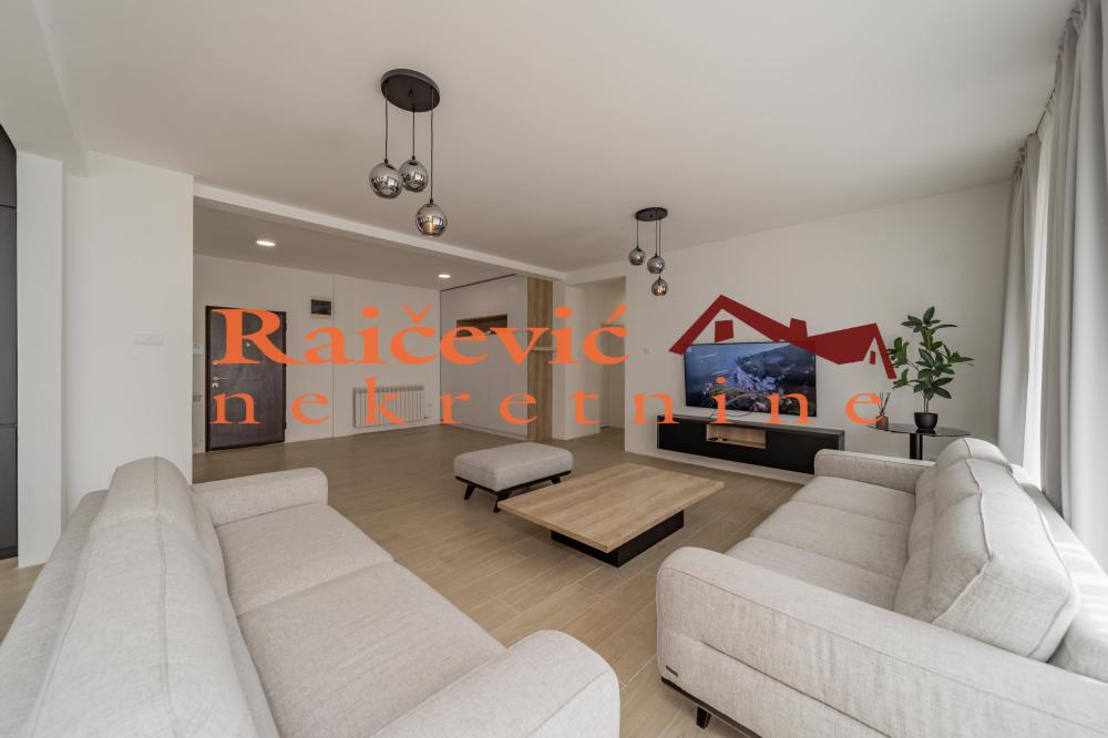 Slika 2 - Velisava Vulovica, Četvorosoban stan na prodaju, 145m2, 650.000€