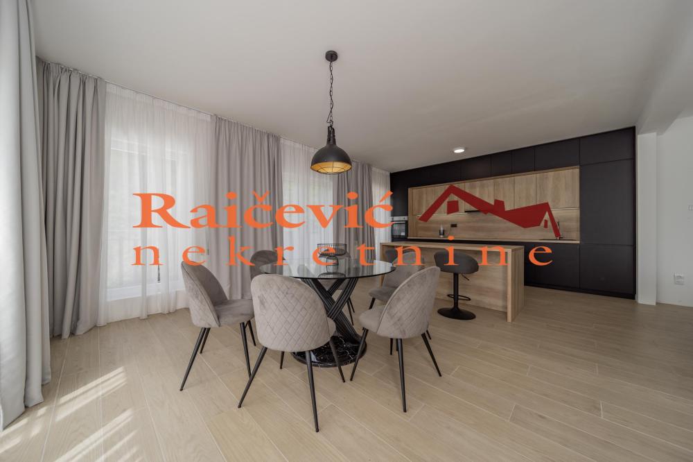 Slika 8 - Velisava Vulovica, Četvorosoban stan na prodaju, 145m2, 650.000€