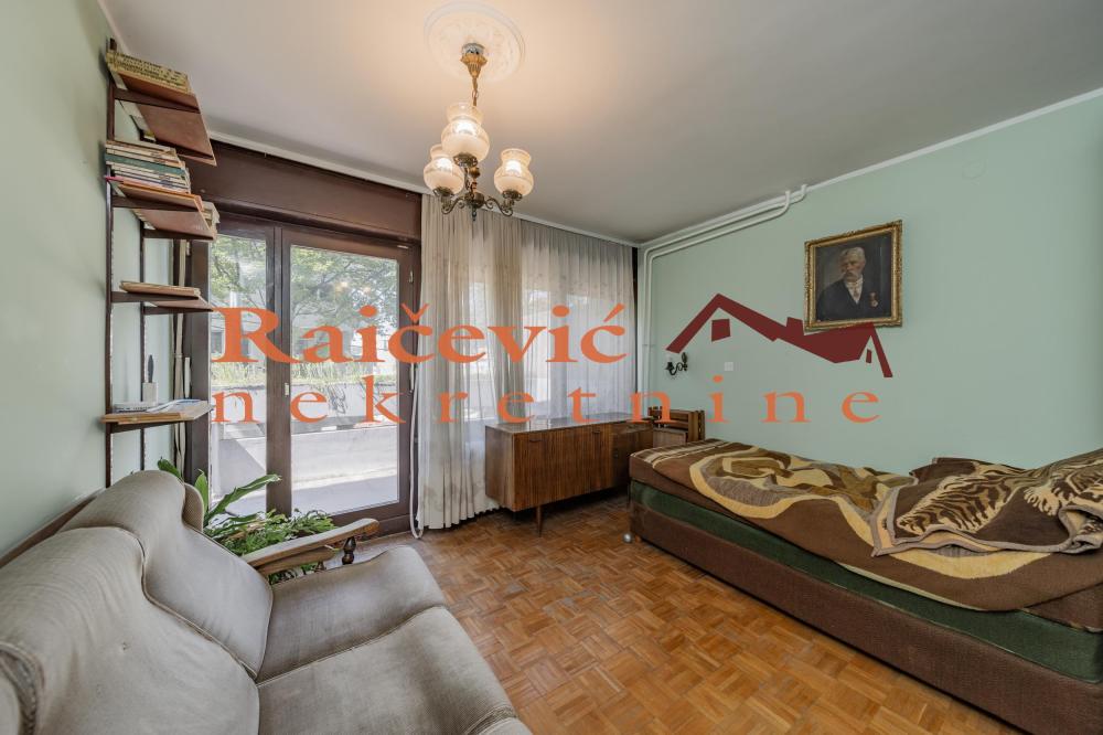 Slika 8 - Vojvode Stepe, Petosoban stan na prodaju, 152m2, 319.900€