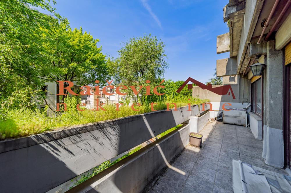 Slika 10 - Vojvode Stepe, Petosoban stan na prodaju, 152m2, 319.900€