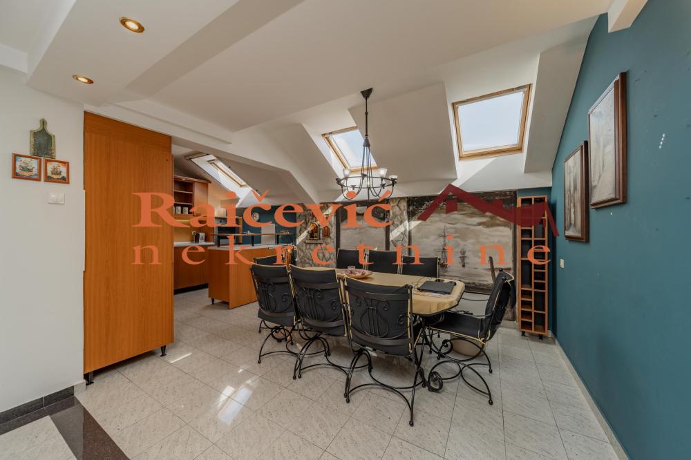 Slika 7 - 22. oktobra, Petosoban stan na prodaju, 158m2, 350.000€