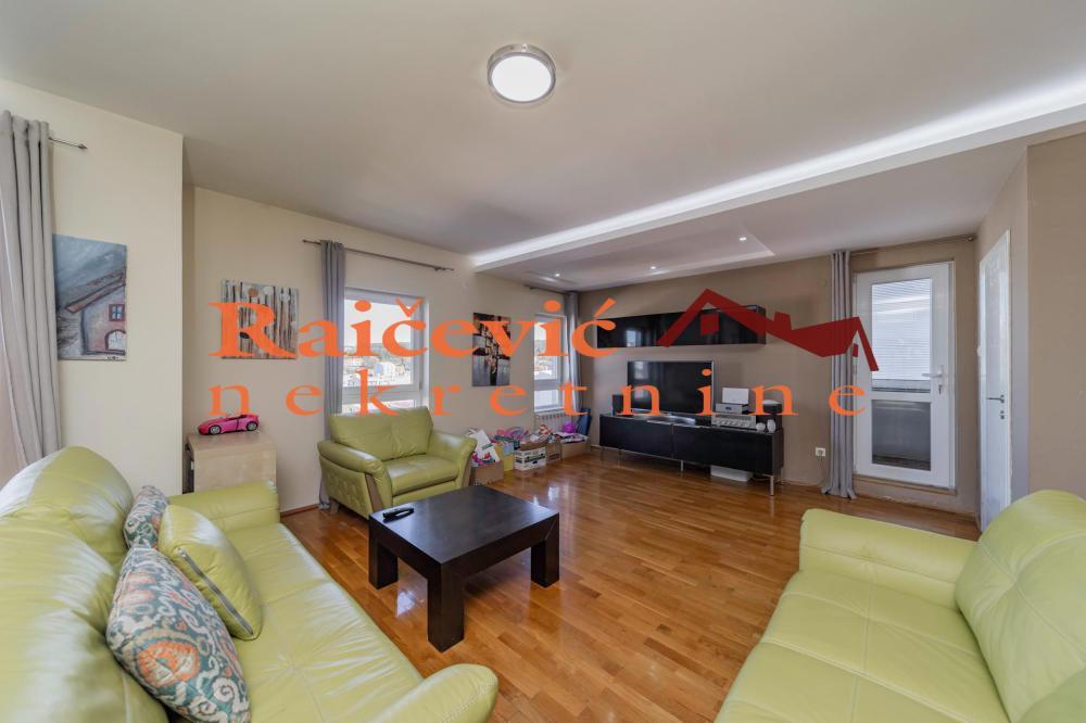 Glavna slika -Djevdjelijska, Četvorosoban stan na prodaju, 160m2, 390.000€