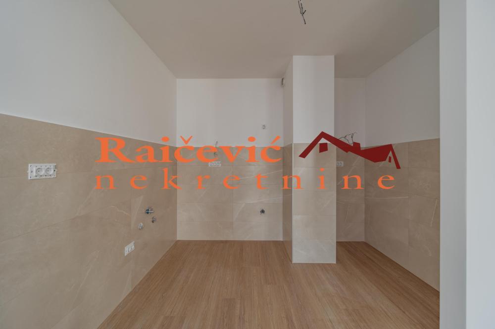 Slika 6 - Dusanovac, Petosoban stan na prodaju, 162m2, 388.000€