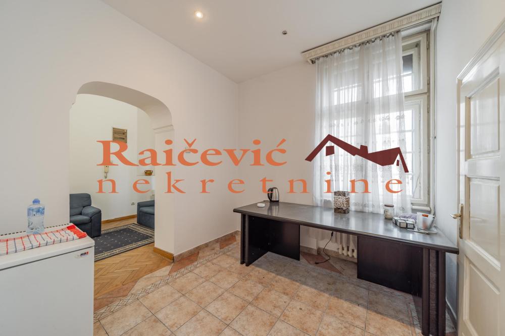 Slika 6 - Kneza Milosa, Šestosoban stan na prodaju, 203m2, 855.000€