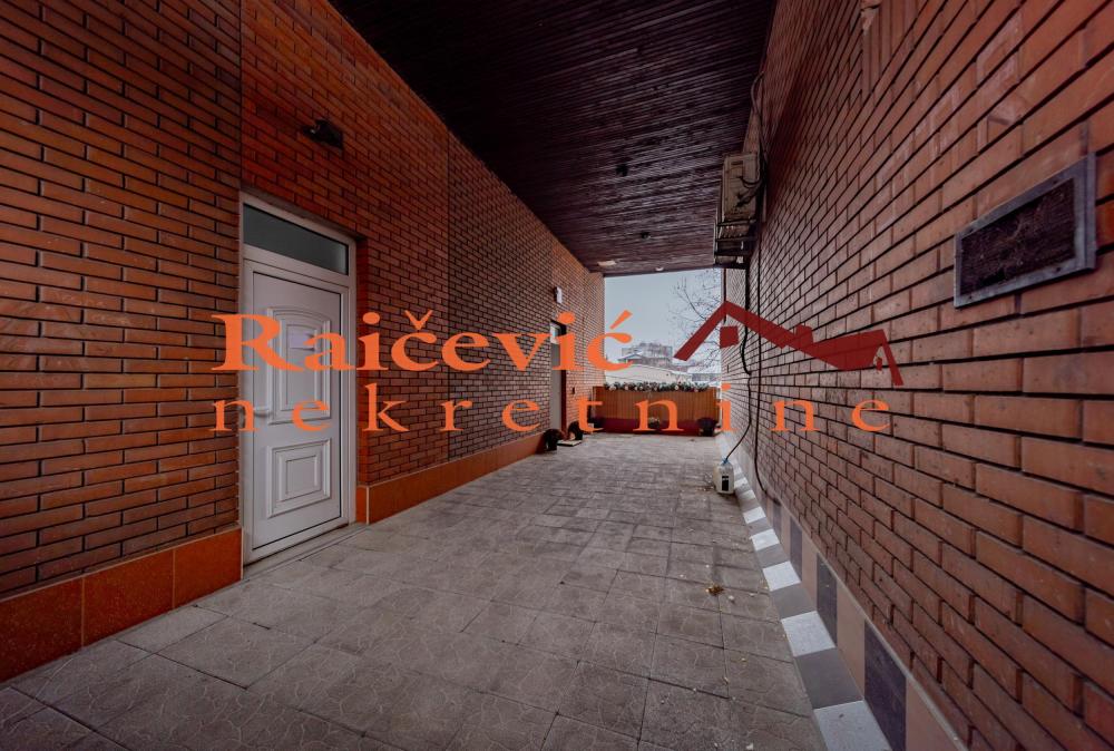 Slika 10 - Bulevar kralja Aleksandra,  Lokal na prodaju, 39m2, 150.000€