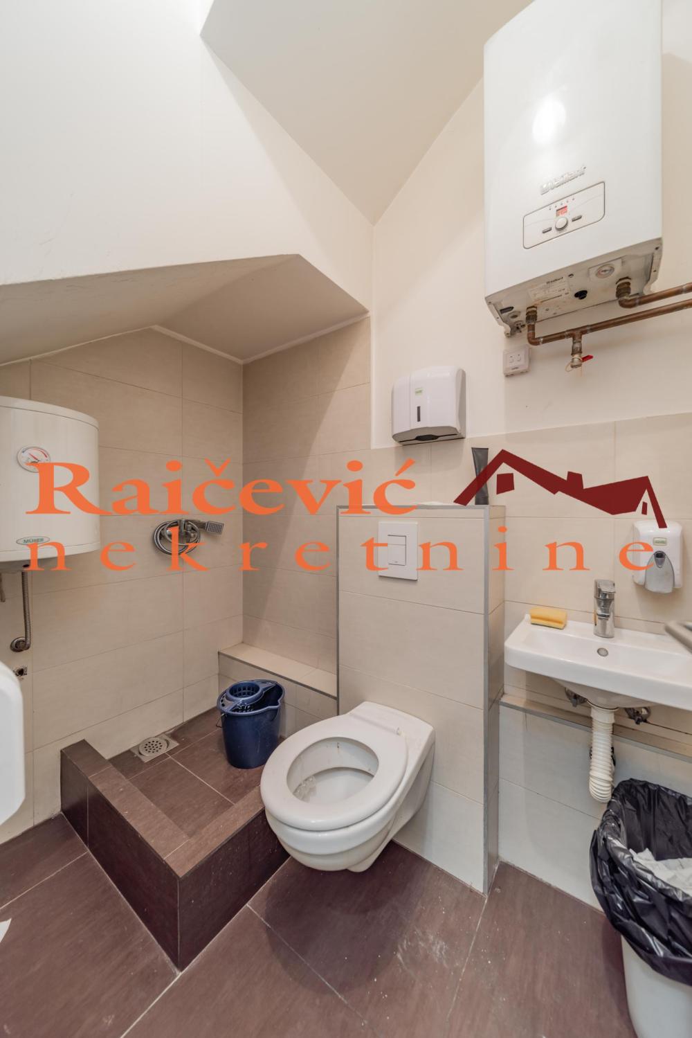 Slika 11 - Dimitrija Tucovica,  Lokal na prodaju, 119m2, 480.000€