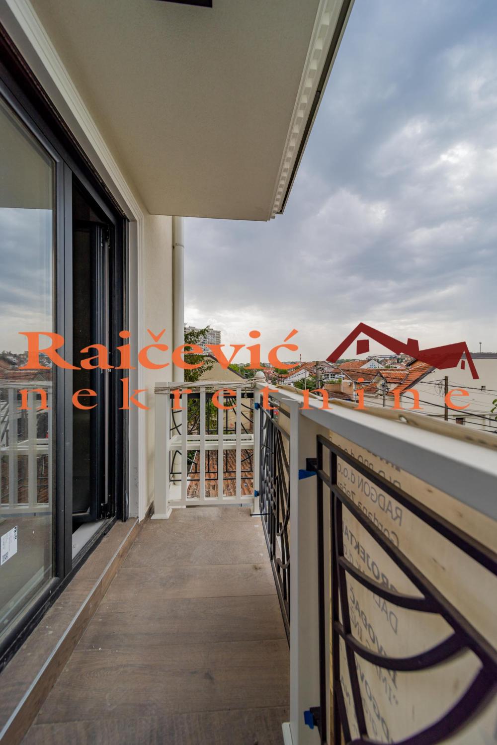 Slika 4 - Dusanovac,  Lokal na prodaju, 256m2, 769.000€