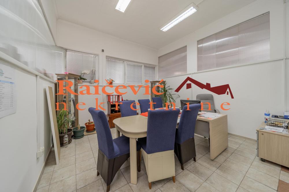 Slika 11 - Vojvode Vlahovica,  Lokal na prodaju, 315m2, 445.000€