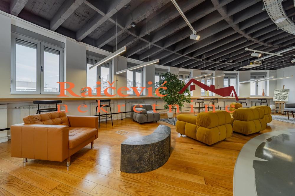 Slika 11 - Kneza Mihaila,  Lokal za izdavanje, 34m2, 2.300€