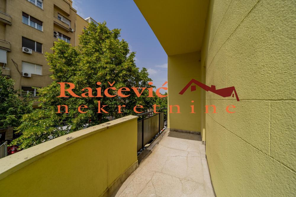 Slika 9 - Francuska,  Lokal za izdavanje, 40m2, 600€