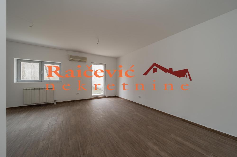 Slika 1 - Mlatisumina,  Lokal na prodaju, 59m2, 222.000€