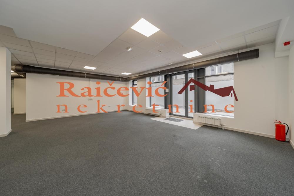 Slika 3 - Bore Markovica,  Lokal za izdavanje, 140m2, 2.400€