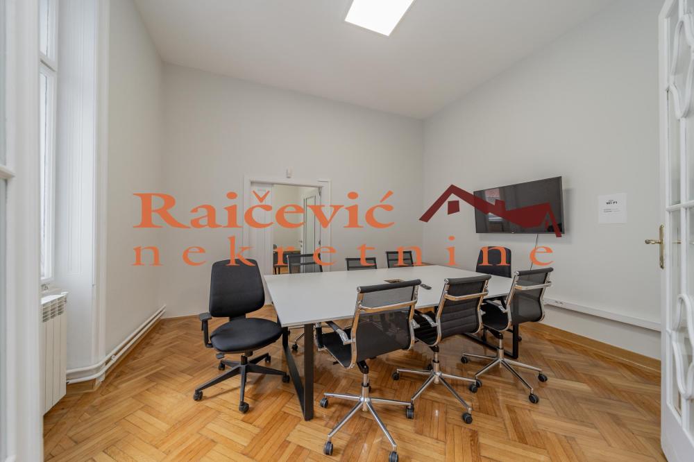 Slika 1 - Cara Urosa,  Lokal za izdavanje, 239m2, 2.000€