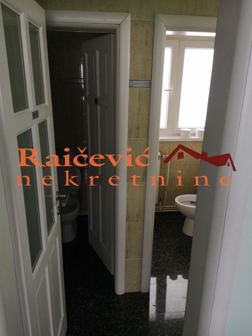 Slika 9 - Dragacevska,  Lokal na prodaju, 299m2, 547.000€