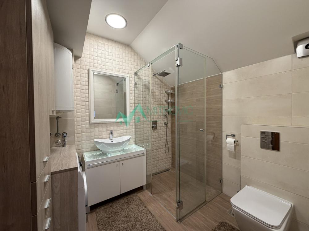 Slika 11 - Četvoroiposoban stan na prodaju, 161m2, 464.500€