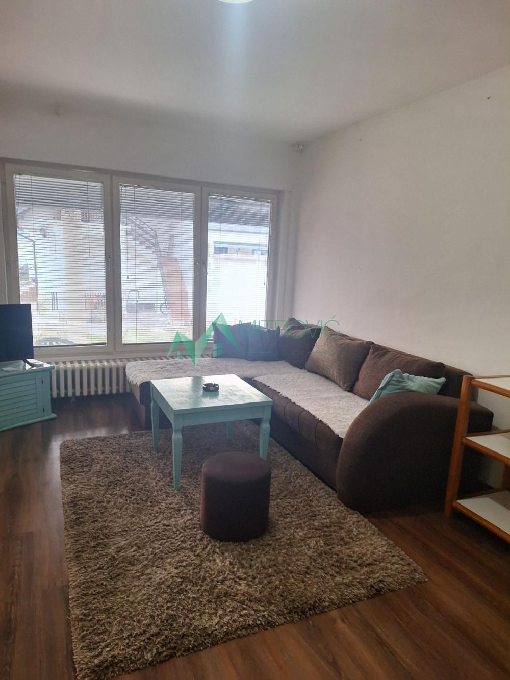 Glavna slika -Jednosoban stan za izdavanje, 60m2, 300€