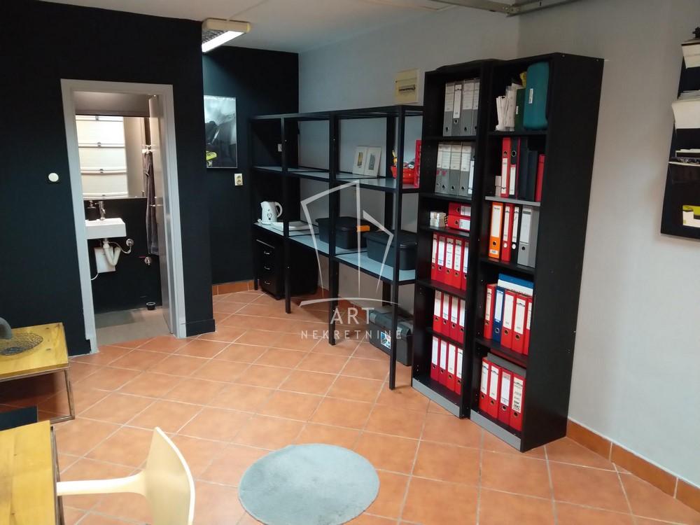 Slika 9 - Kralja Vladimira,  Lokal za izdavanje, 32m2, 550€