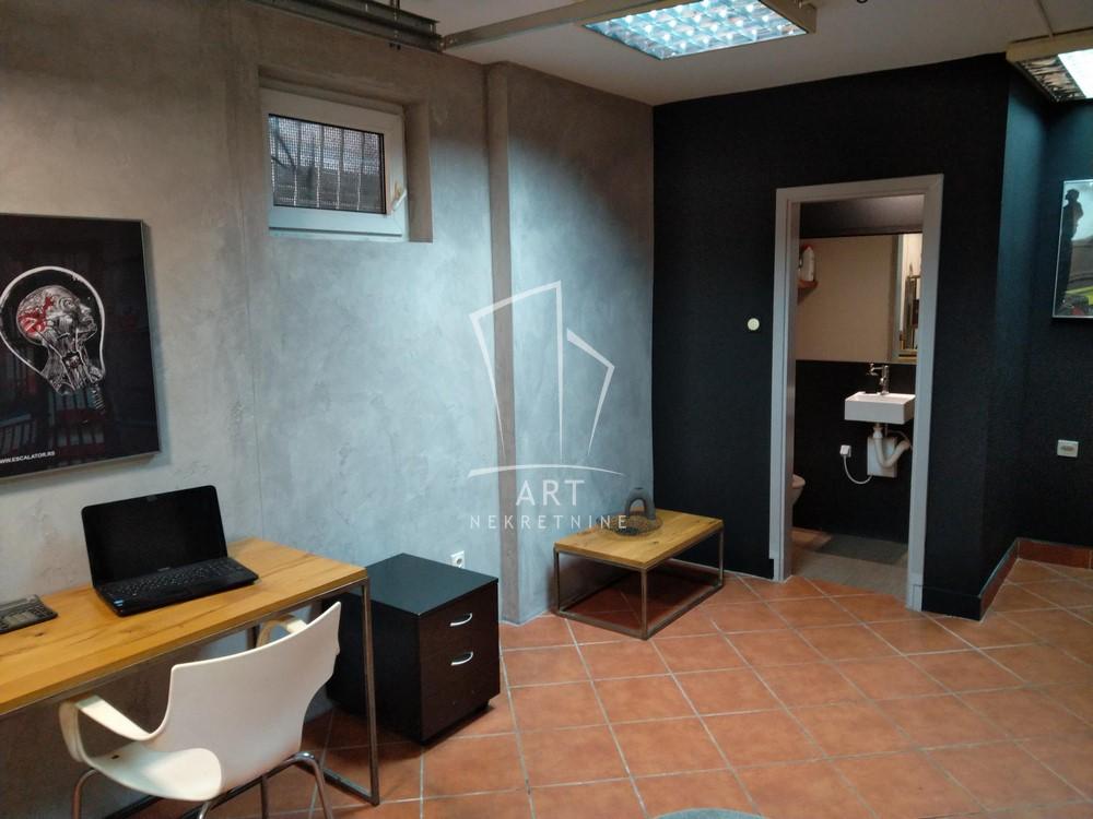 Slika 10 - Kralja Vladimira,  Lokal za izdavanje, 32m2, 550€