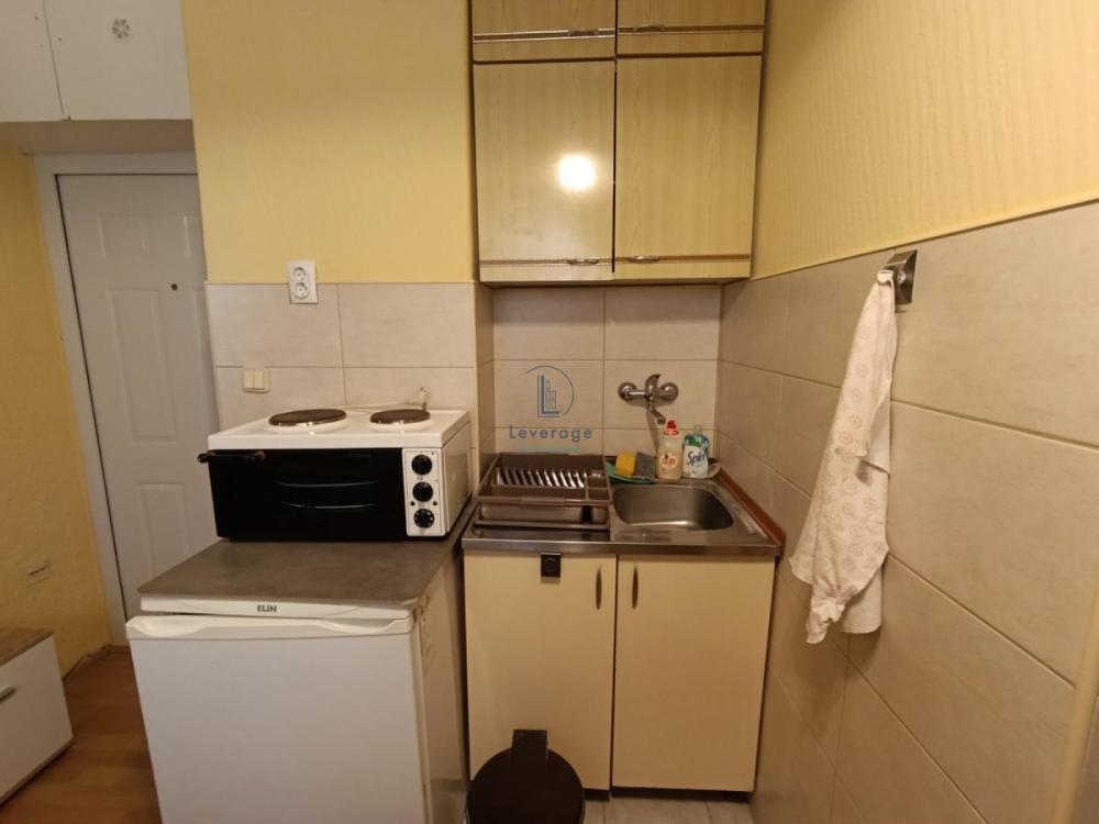 Slika 5 - Zahumska, Trosoban stan za izdavanje, 54m2, 500€