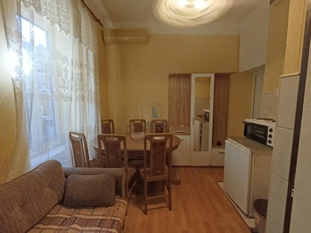 Slika 3 - Zahumska, Trosoban stan za izdavanje, 54m2, 500€