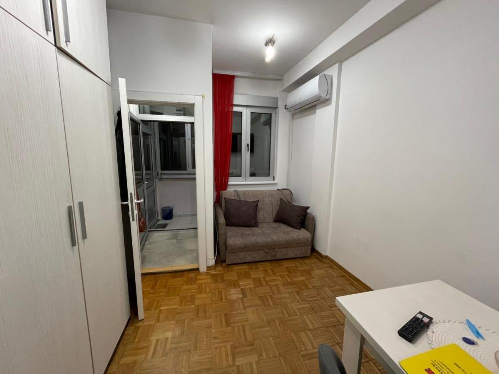 Slika 3 - Jednosoban stan za izdavanje, 22m2, 250€