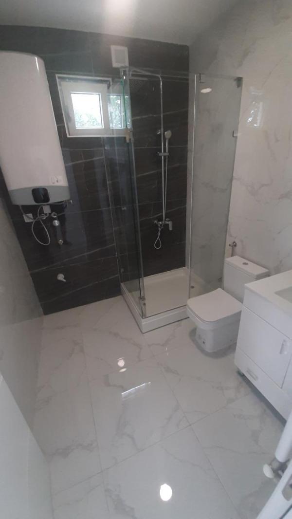 Slika 6 -  Lokal za izdavanje, 35m2, 300€