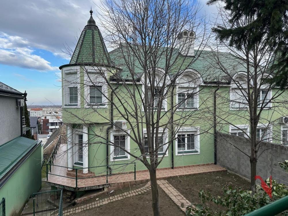 Glavna slika -Tunislava Paunovića,  Stan na prodaju, 291m2, 550.000€