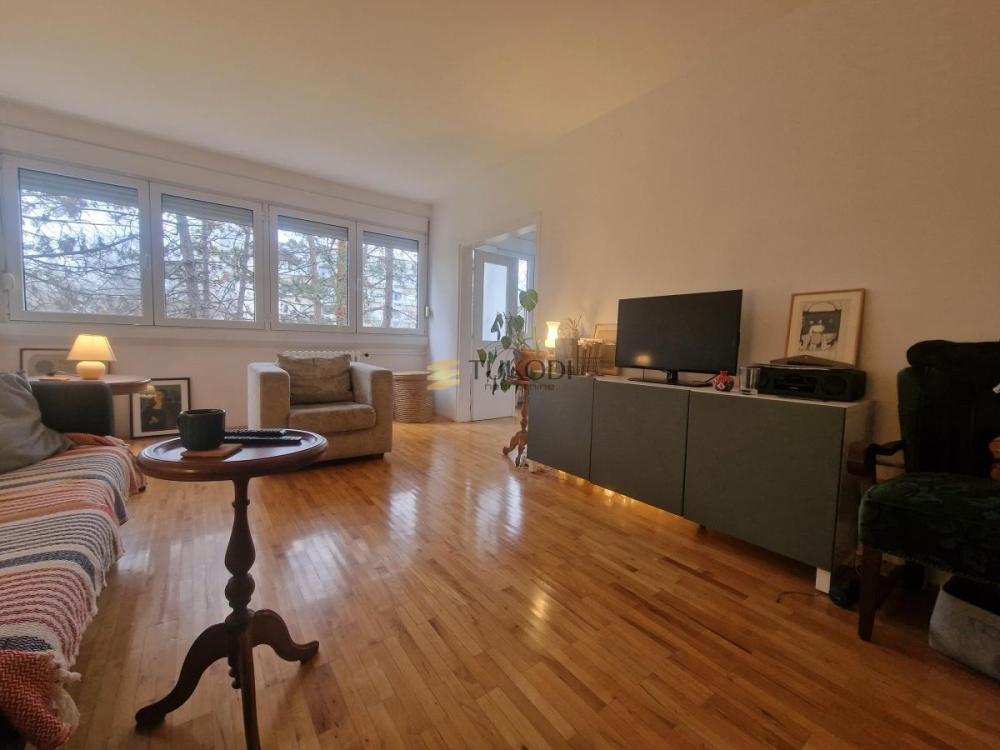 Slika 1 - Dvosoban stan za izdavanje, 63m2, 650€