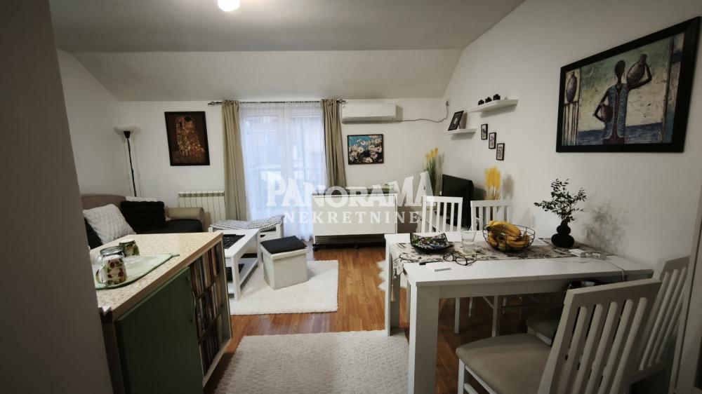 Slika 1 - Branka Radičevića, Trosoban stan na prodaju, 51m2, 120.000€