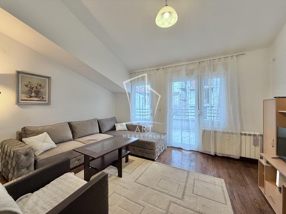 Glavna slika -Varvarinska, Dvosoban stan za izdavanje, 34m2, 650€