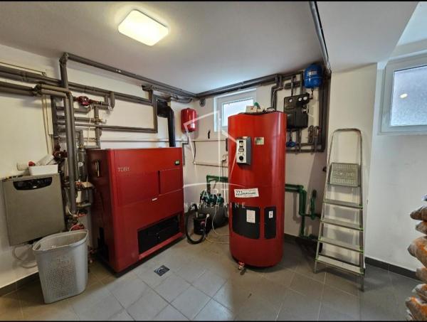 Slika 11 - Vase Čarapića,  Kuća na prodaju, 426m2, 850.000€