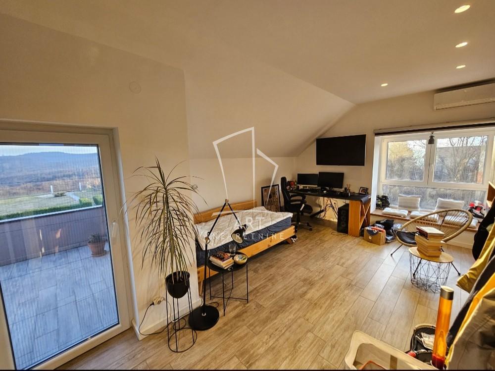 Slika 8 - Vase Čarapića,  Kuća na prodaju, 426m2, 850.000€