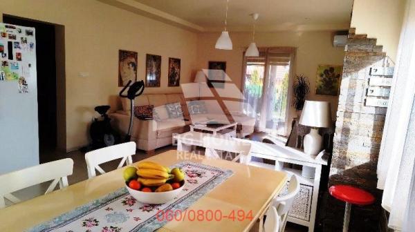 Slika 6 - Šiljina,  Kuća na prodaju, 212m2, 235.000€