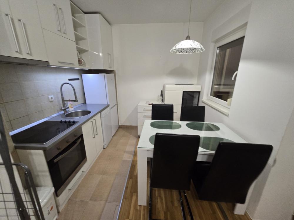 Slika 3 - Ugrinovački put 14. deo, Trosoban stan za izdavanje, 50m2, 600€