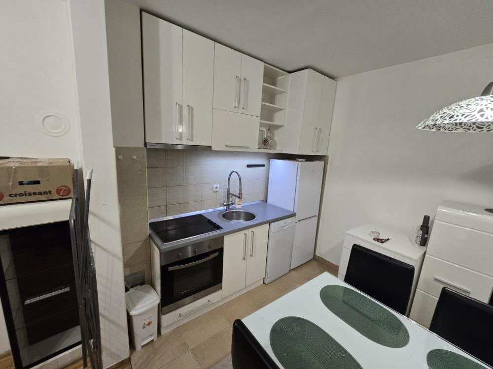 Slika 2 - Ugrinovački put 14. deo, Trosoban stan za izdavanje, 50m2, 600€