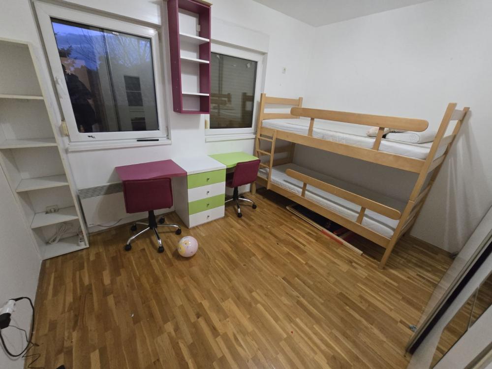 Slika 5 - Ugrinovački put 14. deo, Trosoban stan za izdavanje, 50m2, 600€