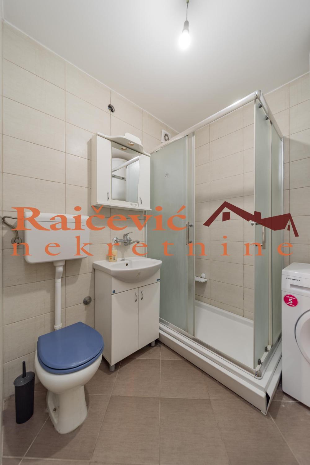 Slika 11 - Cara Dusana, Jednoiposoban stan za izdavanje, 41m2, 350€