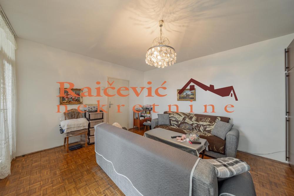 Slika 3 - Sesnaestog oktobra, Trosoban stan na prodaju, 81m2, 190.000€