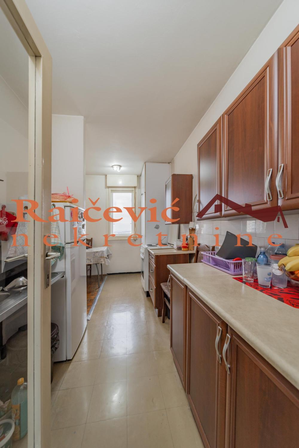 Slika 5 - Sesnaestog oktobra, Trosoban stan na prodaju, 81m2, 190.000€